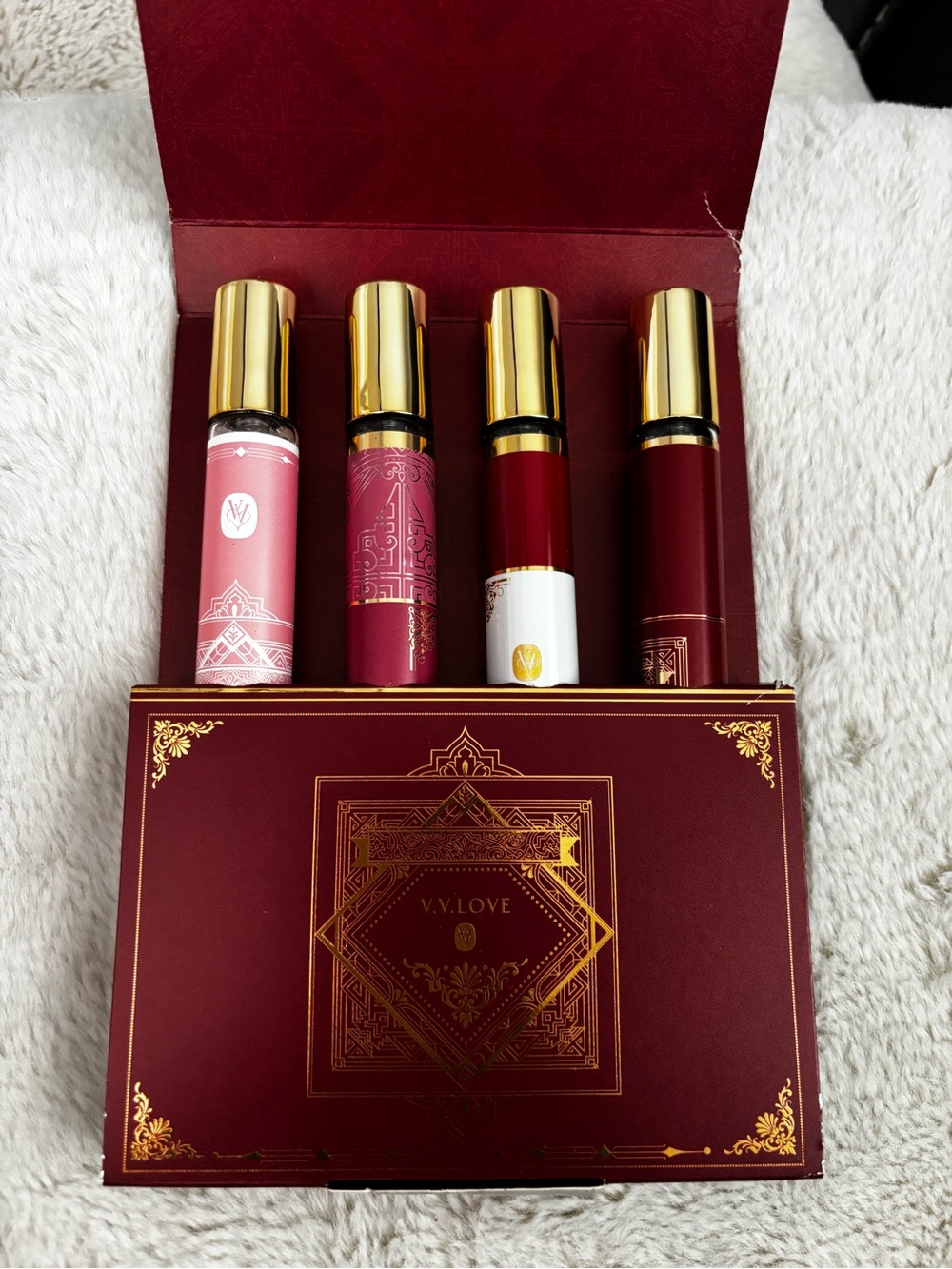V. V. Love Eau De Toilette 4 Pcs 35 ml